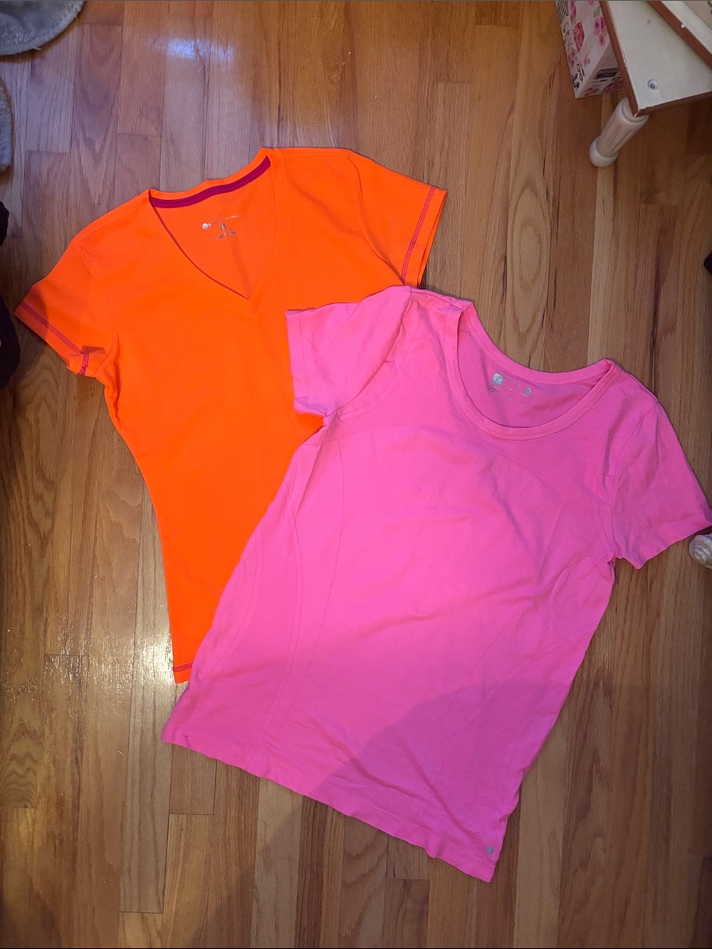 2pk Short-Sleeve Active Tops - Neon Orange (M) & Bright Pink (L)